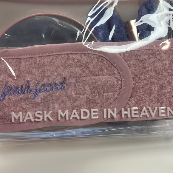 Face Mask essentials set. - Picture 4 of 4